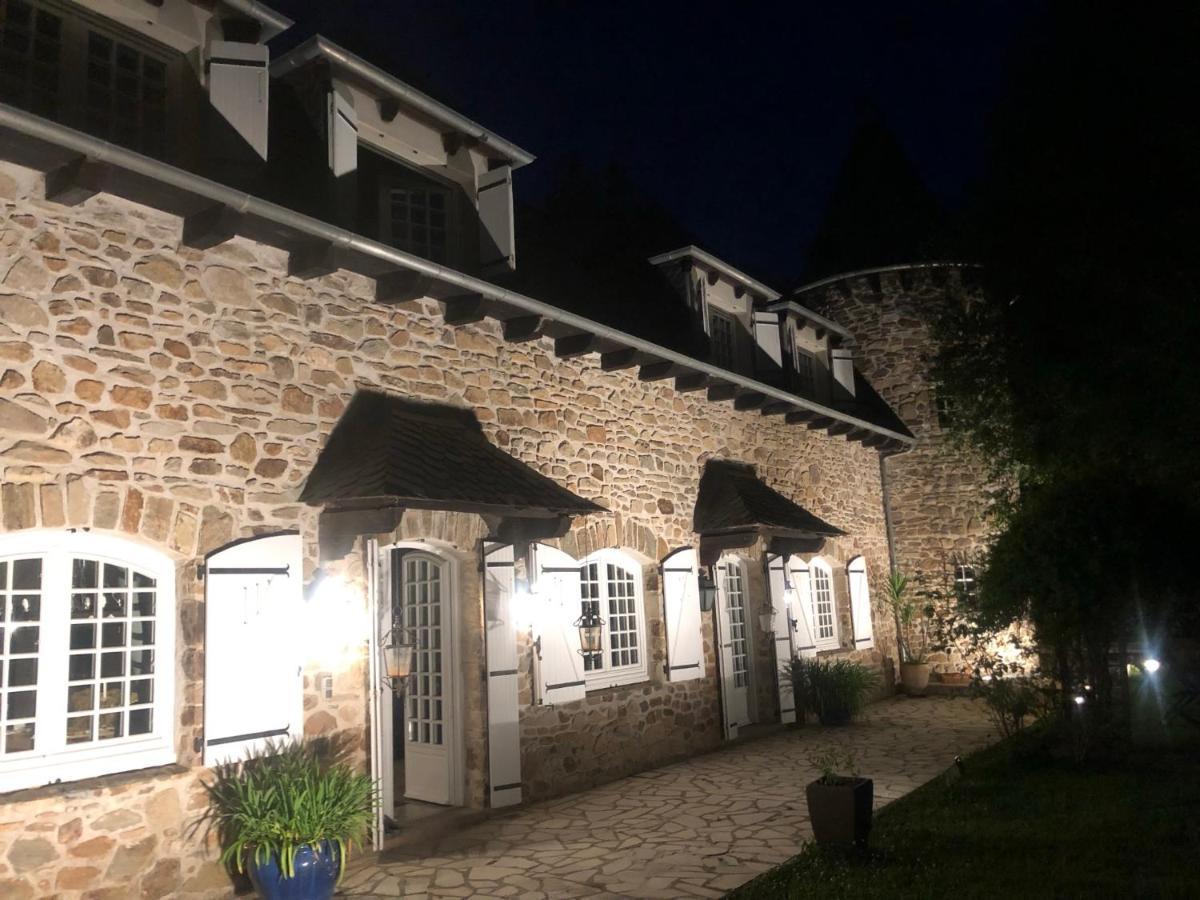 Manoir De Chantemerle Sainte-Fortunade Bagian luar foto